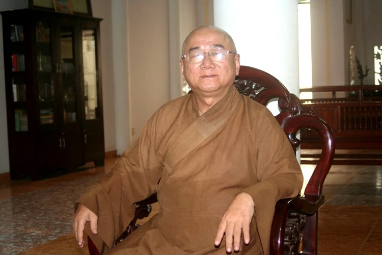 “Kiểm soát Tăng Ni sinh để nâng chất giáo dục!”